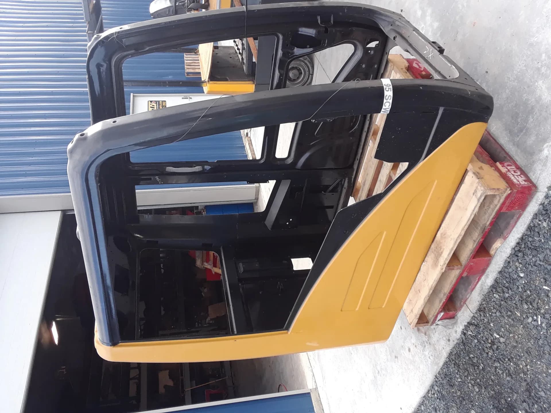 2268613 CATERPILLAR - View 2