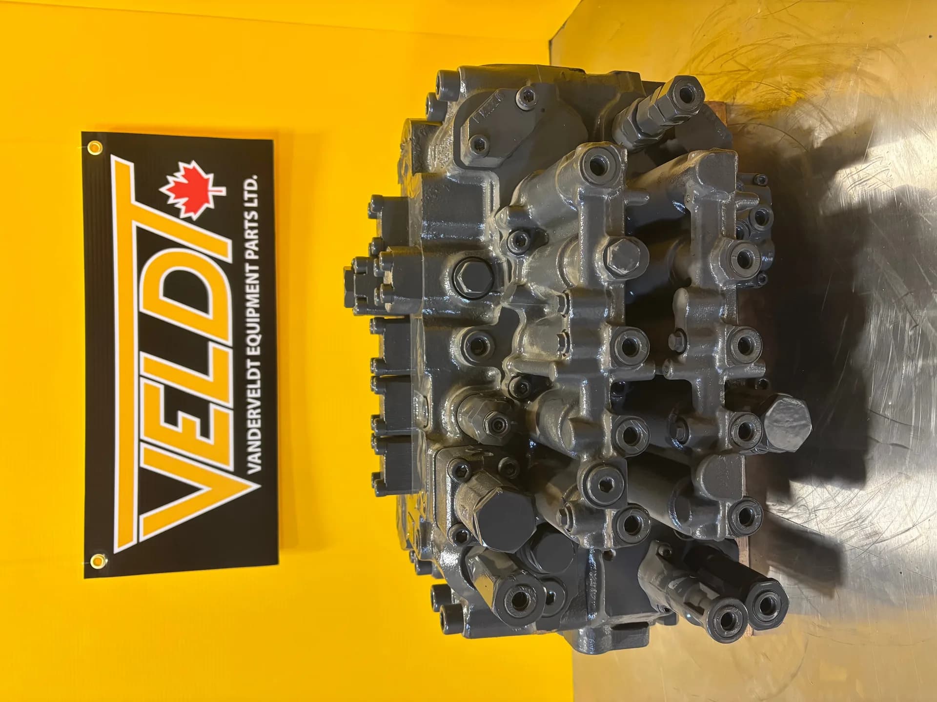 CX210C Control valve